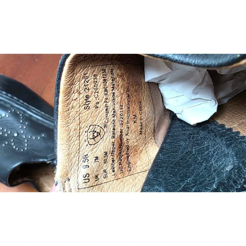 Ariat‎ Women's Black Leather Wedge Slip-On Shoes Studded Floral Design Size 9.5M